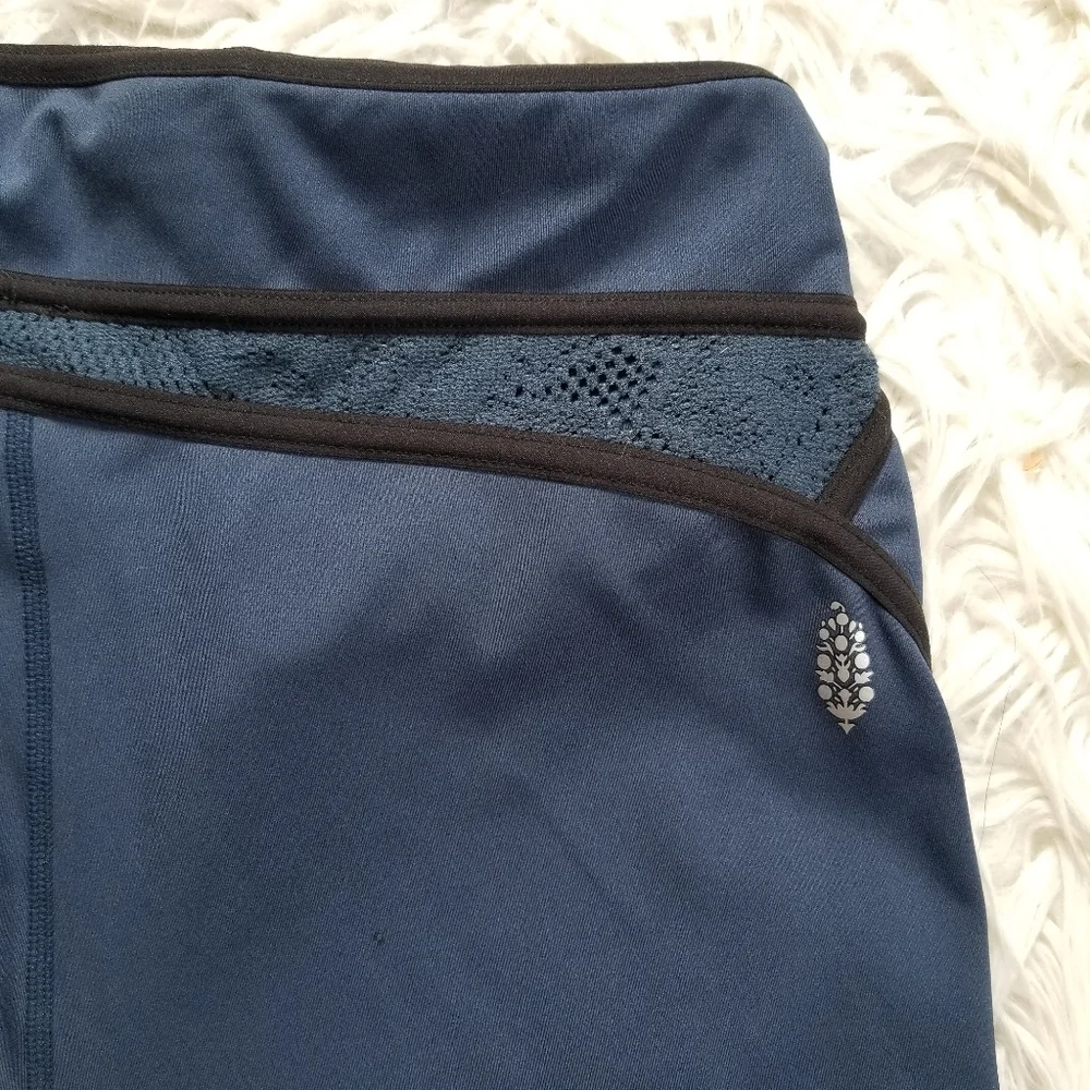 Free People Movement Beyond Legging Athleisure Activewear Sz Medium Blue